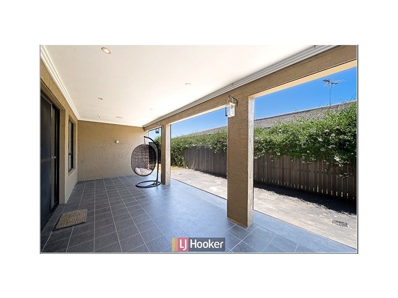 16 Clendinnen Street, Dunlop ACT 2615