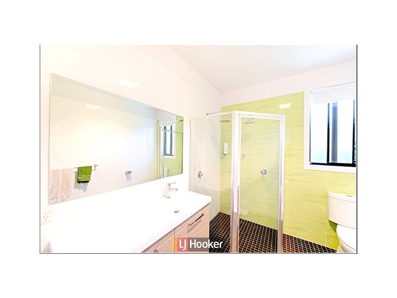 16 Clendinnen Street, Dunlop ACT 2615