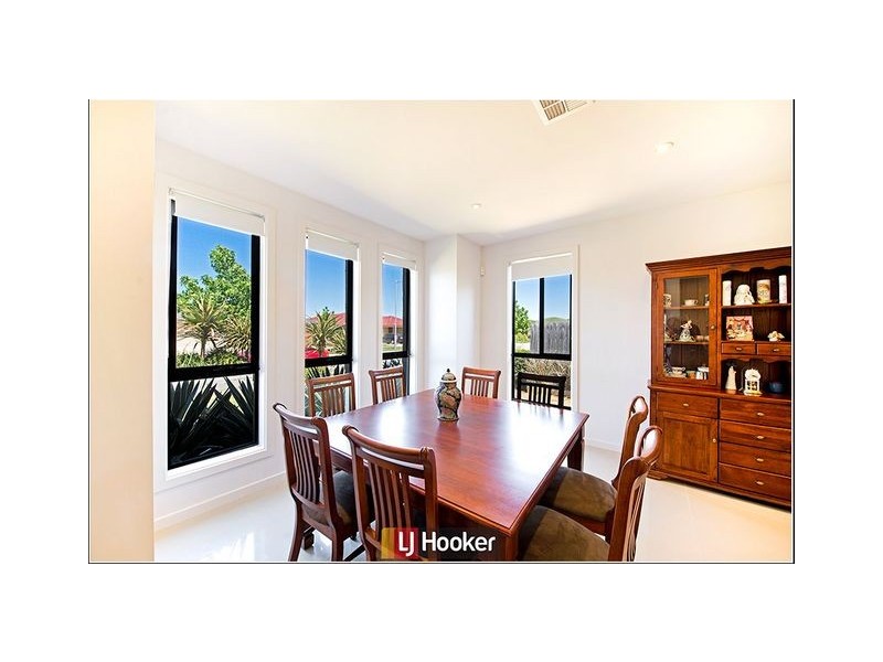 16 Clendinnen Street, Dunlop ACT 2615