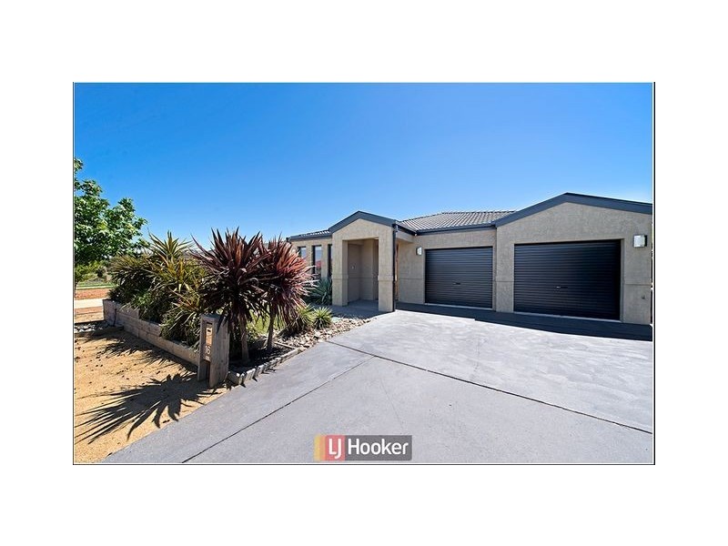 16 Clendinnen Street, Dunlop ACT 2615