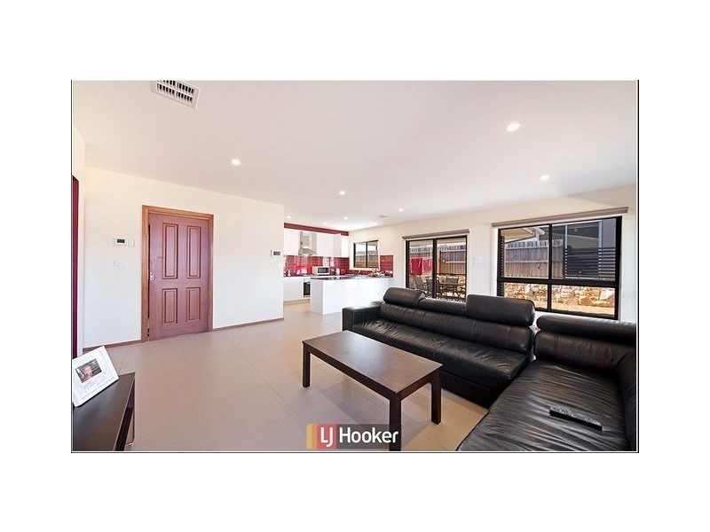 67 Stowport Avenue, Crace ACT 2911
