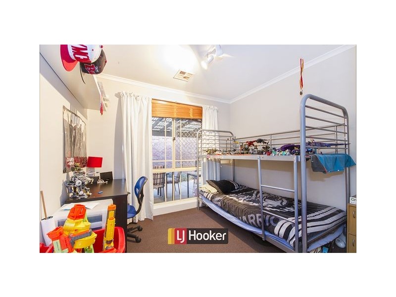 8 Bunya Close, Palmerston ACT 2913