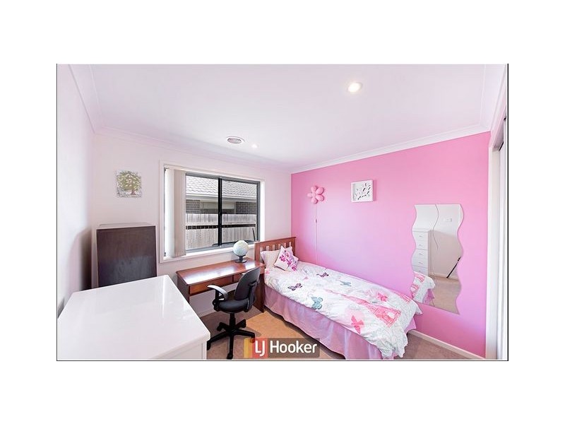 103 Gwen Meredith Loop, Franklin ACT 2913
