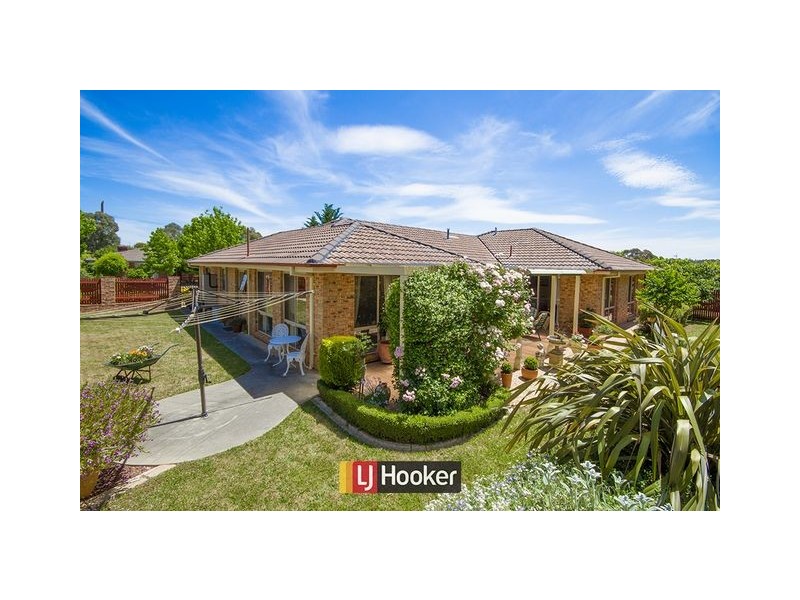 2 Spec Place, Palmerston ACT 2913