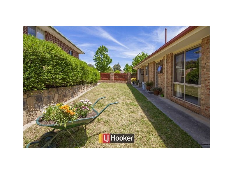 2 Spec Place, Palmerston ACT 2913