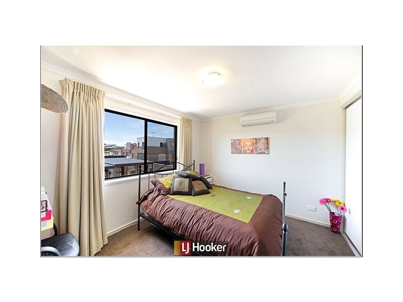 32 Hibberd Crescent, Forde ACT 2914