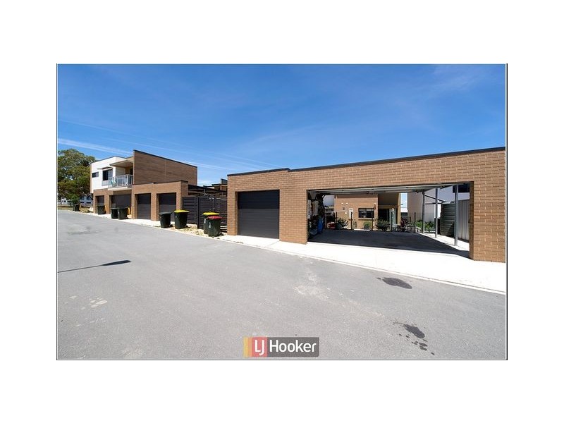 32 Hibberd Crescent, Forde ACT 2914