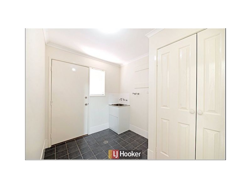 6 Sarre Street, Gungahlin ACT 2912