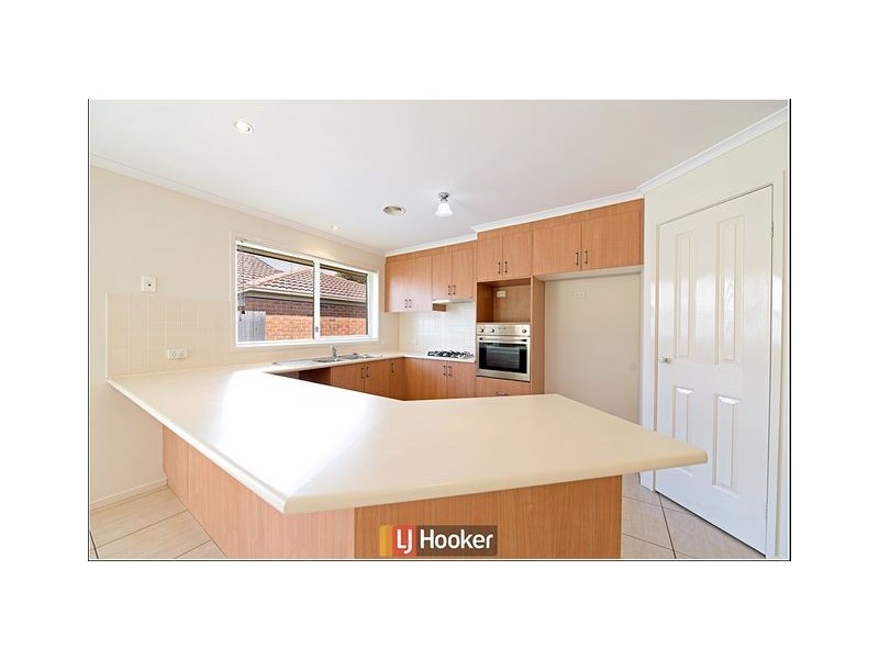 6 Sarre Street, Gungahlin ACT 2912