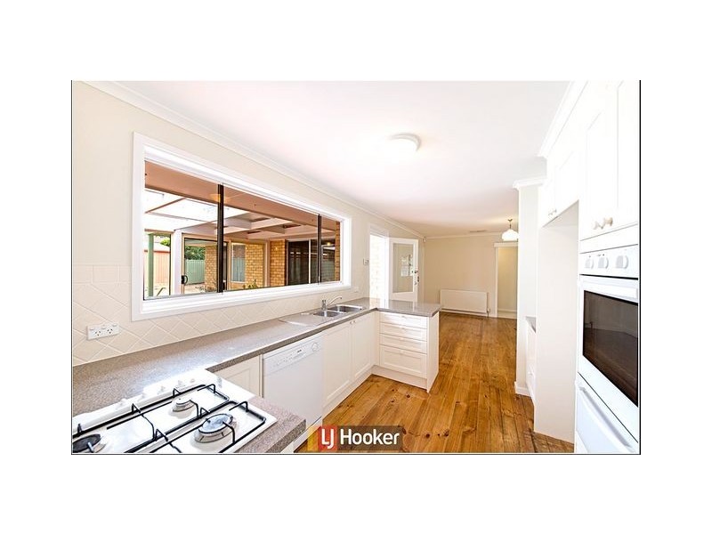2 Clement Place, Macgregor ACT 2615