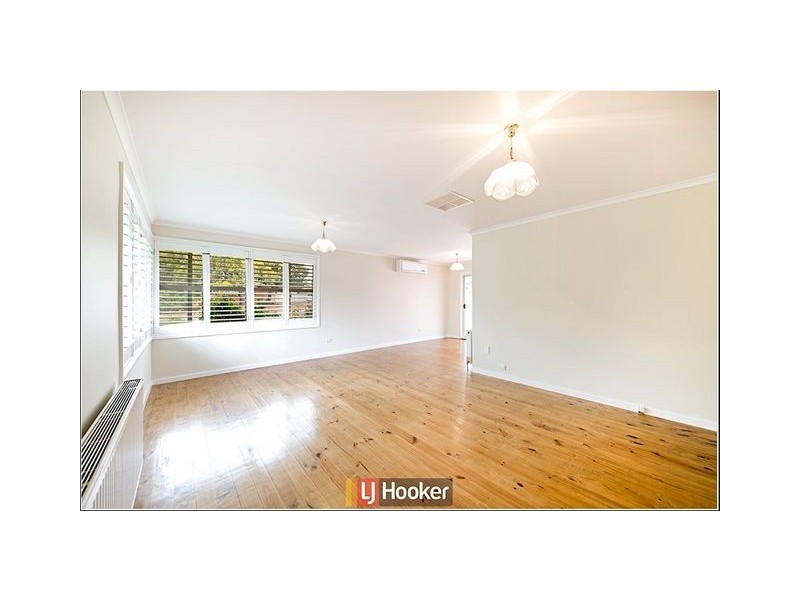 2 Clement Place, Macgregor ACT 2615