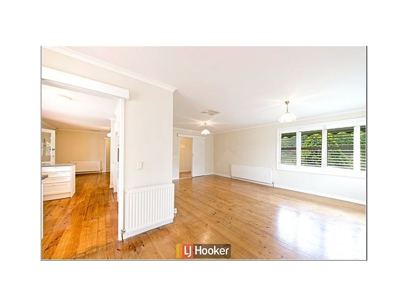 2 Clement Place, Macgregor ACT 2615