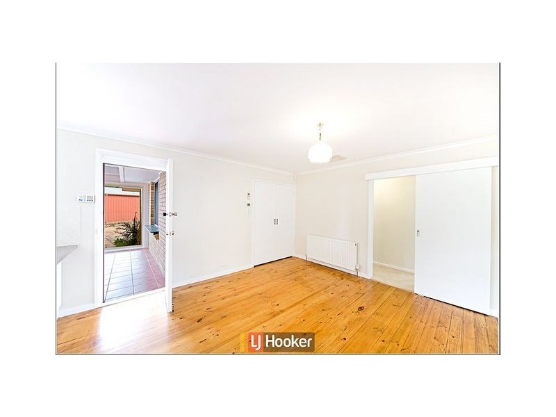 2 Clement Place, Macgregor ACT 2615