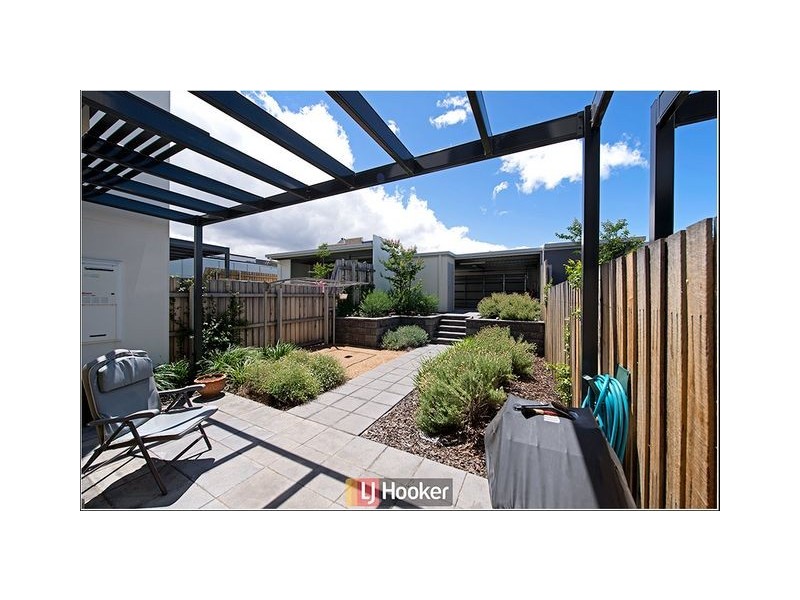 11 Quain Street, Crace ACT 2911