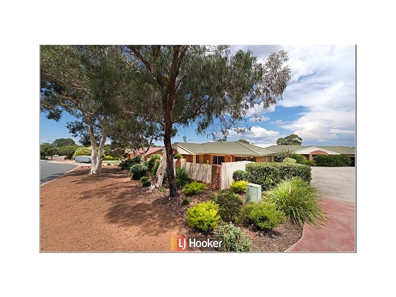 2/11 Biddell Place, Nicholls ACT 2913