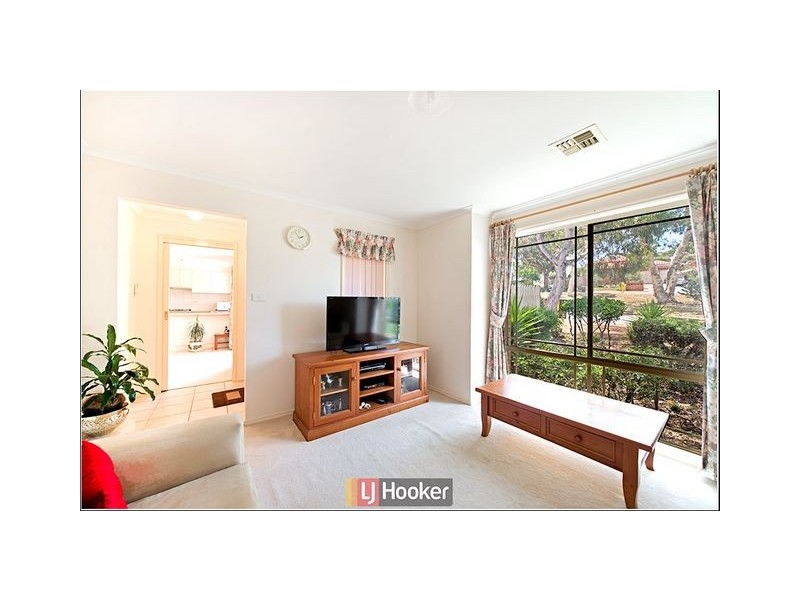 2/11 Biddell Place, Nicholls ACT 2913