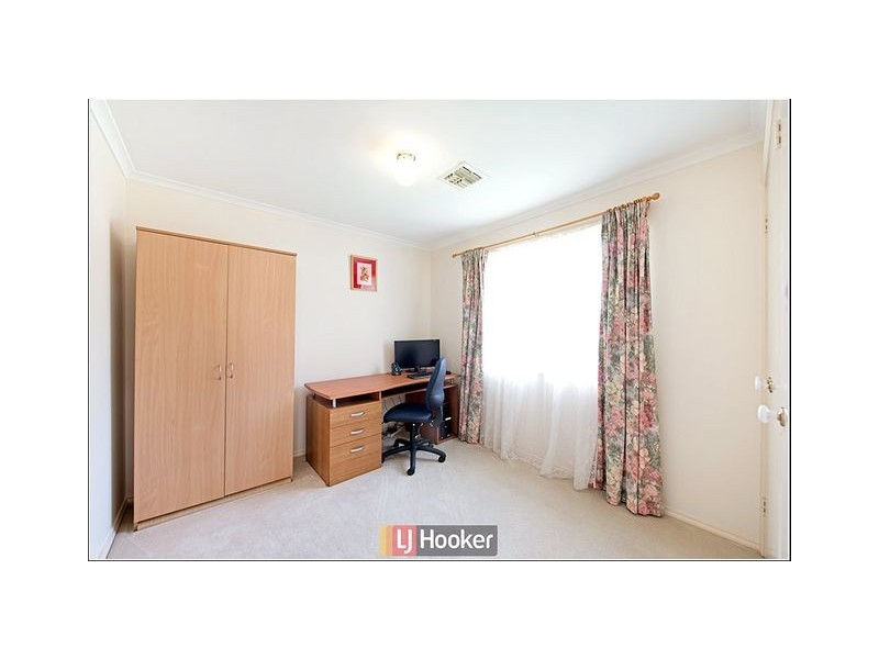 2/11 Biddell Place, Nicholls ACT 2913