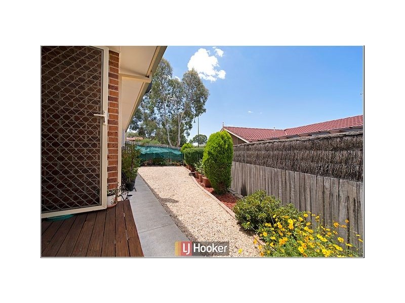2/11 Biddell Place, Nicholls ACT 2913