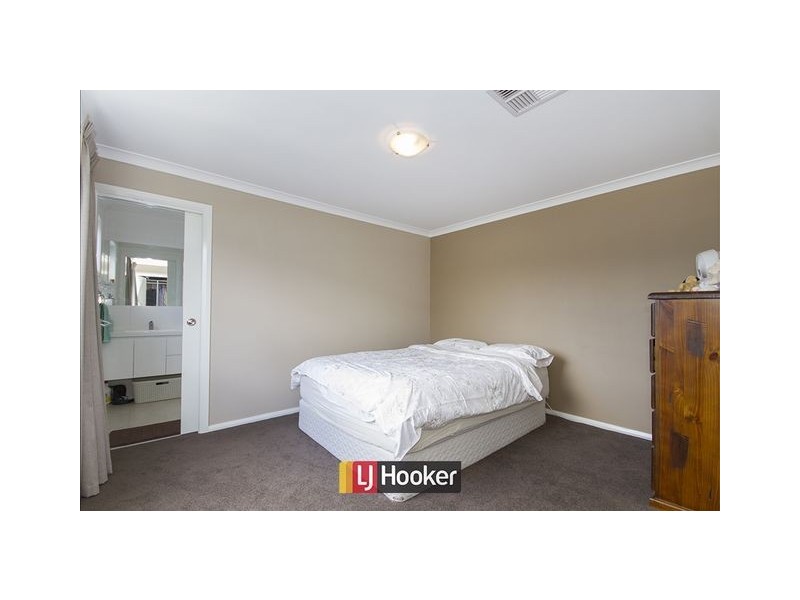 185 Plimsoll Drive, Casey ACT 2913