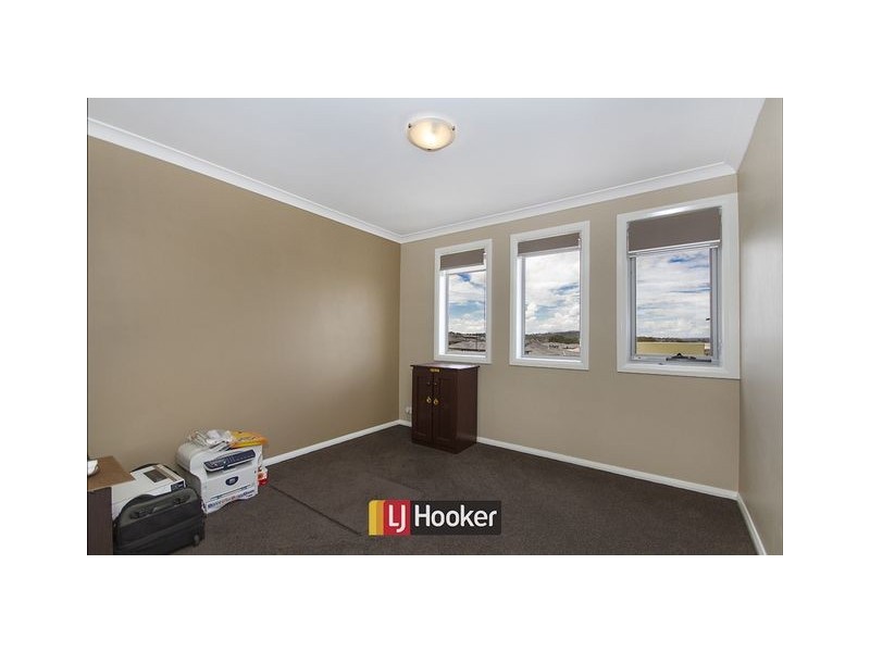 185 Plimsoll Drive, Casey ACT 2913