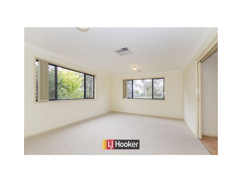 21 Robinia Place, Jerrabomberra NSW 2619