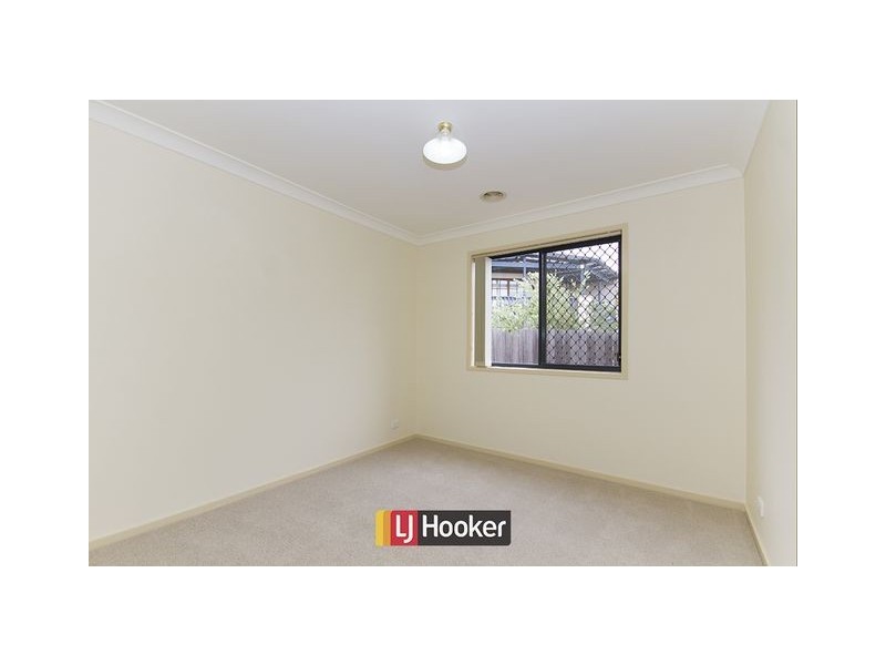 21 Robinia Place, Jerrabomberra NSW 2619