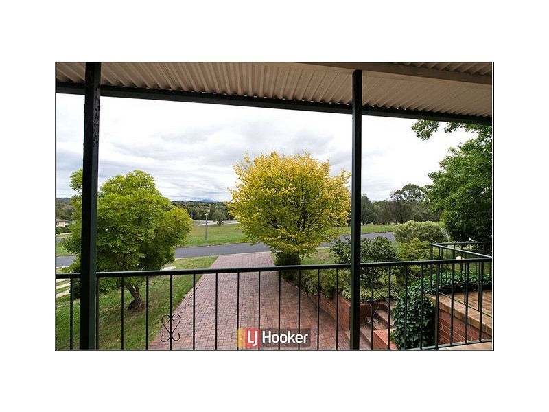 4 Dobinson Place, Flynn ACT 2615
