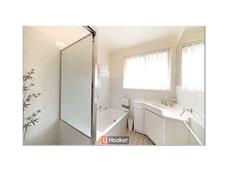 4 Dobinson Place, Flynn ACT 2615