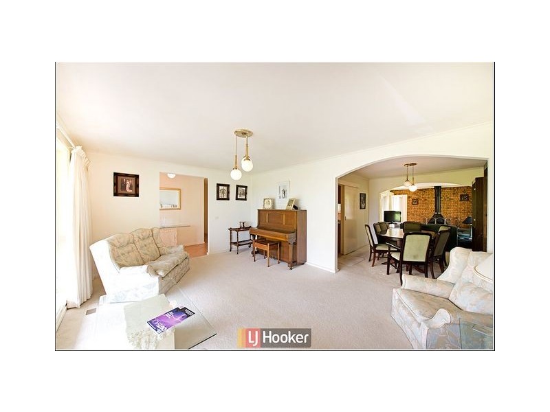 4 Dobinson Place, Flynn ACT 2615