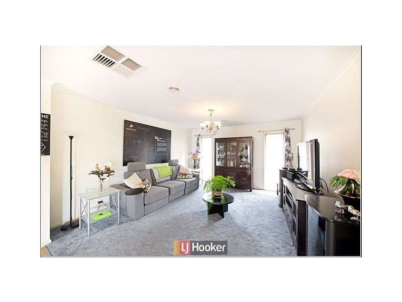 353 Gundaroo Drive, Gungahlin ACT 2912