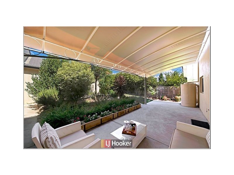 14 Megalong Crescent, Harrison ACT 2914