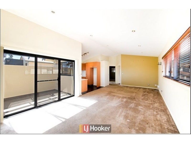 111 Katoomba Street, Harrison ACT 2914