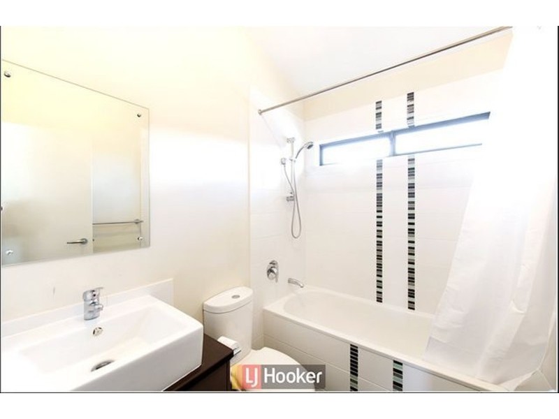 111 Katoomba Street, Harrison ACT 2914