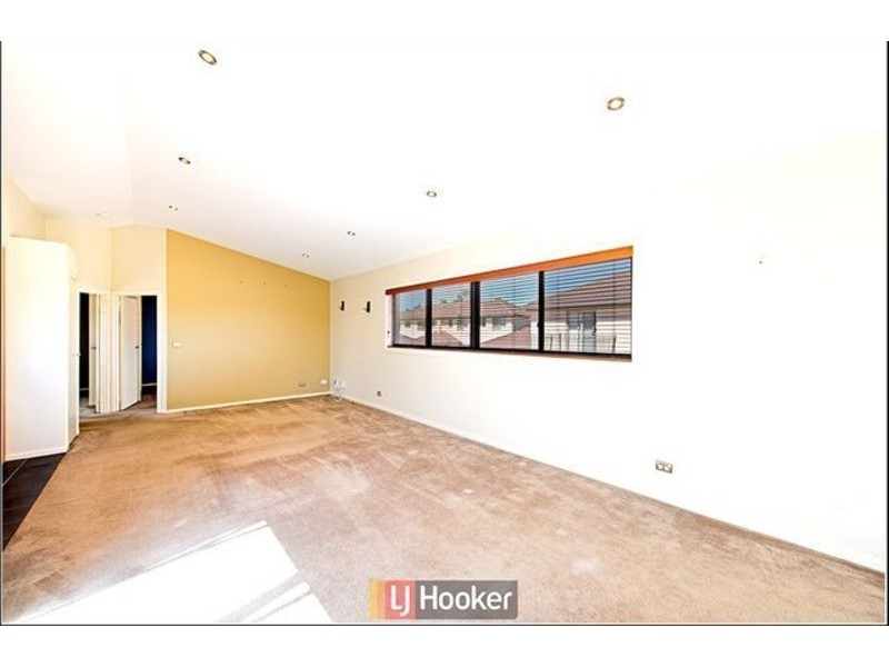 111 Katoomba Street, Harrison ACT 2914