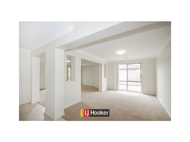 40 Jeanne Young Circuit, Mckellar ACT 2617