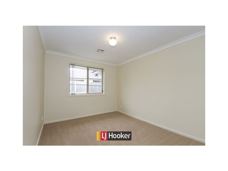 40 Jeanne Young Circuit, Mckellar ACT 2617