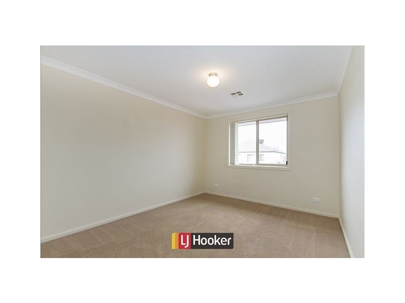 40 Jeanne Young Circuit, Mckellar ACT 2617