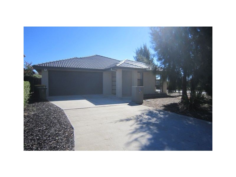 5 Tomasetti Crescent, Franklin ACT 2913