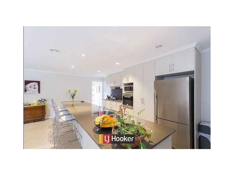 5 Bromham Street, Forde ACT 2914