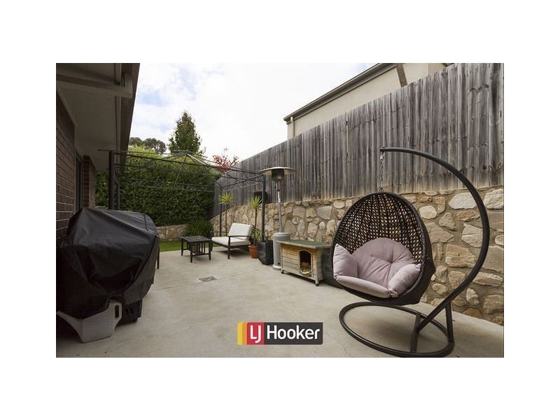 5 Bromham Street, Forde ACT 2914