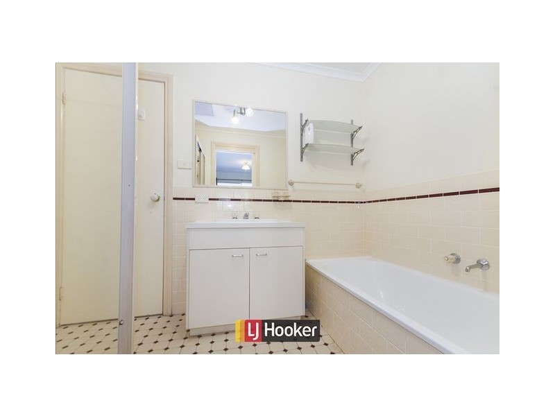 4/61 Maynard Street, Ngunnawal ACT 2913