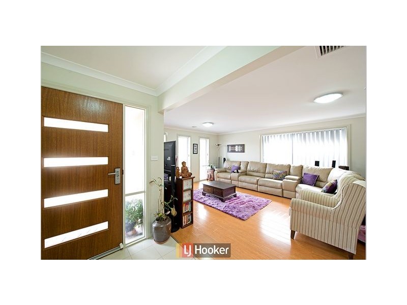 12 Selleck Street, Casey ACT 2913