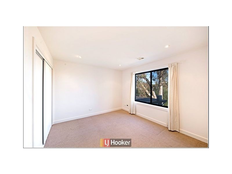 4 Mary Hall Circuit, Dunlop ACT 2615