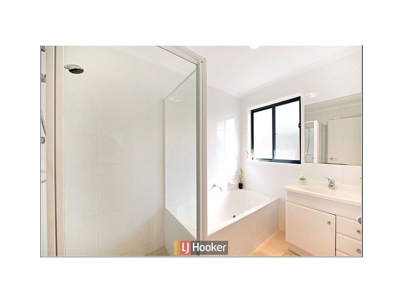 15 Ruth Bedford Street, Franklin ACT 2913