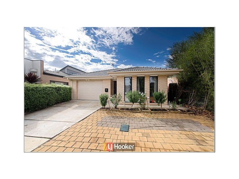 15 Ruth Bedford Street, Franklin ACT 2913
