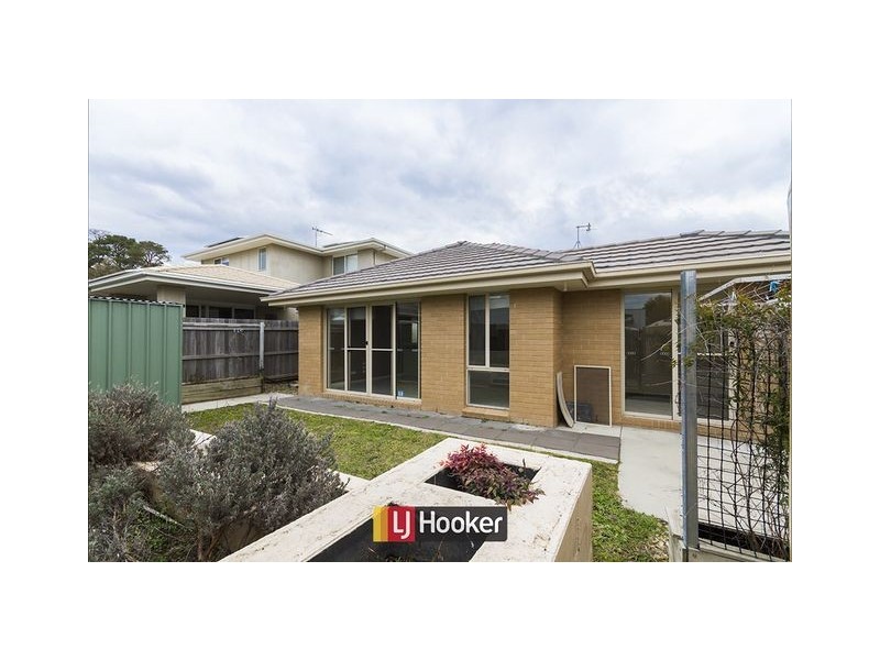 6 Cleggett Street, Forde ACT 2914