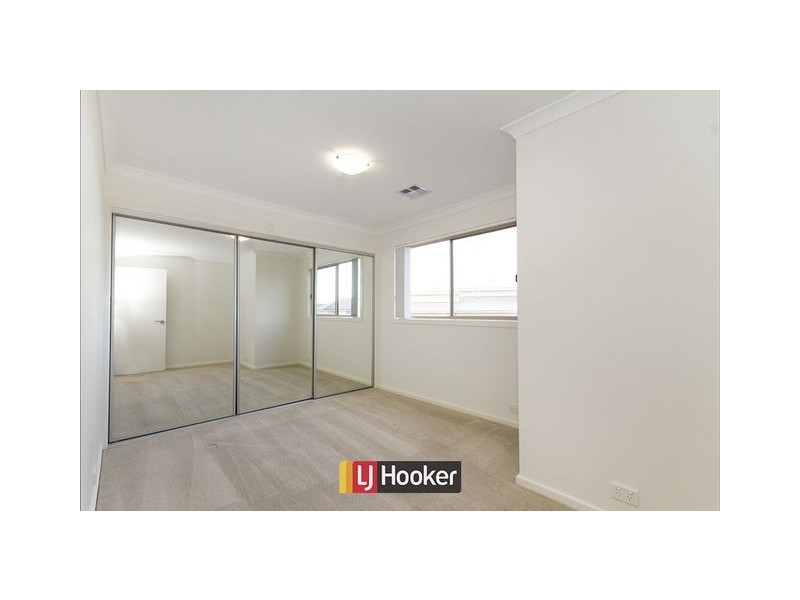 1/3 Deasey Close, Casey ACT 2913