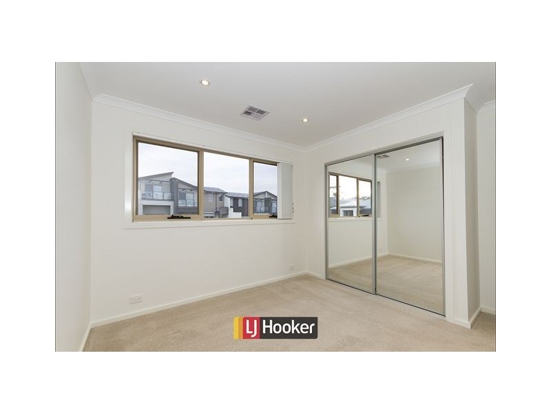 1/3 Deasey Close, Casey ACT 2913