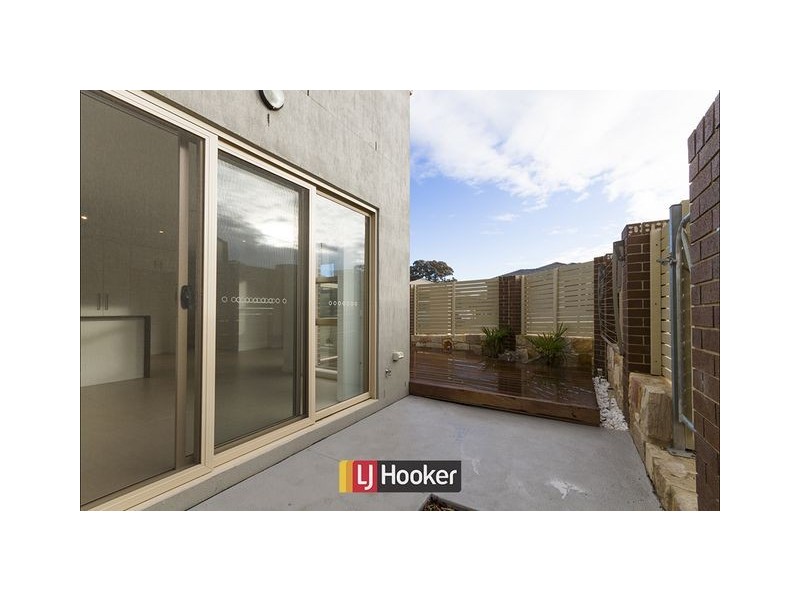1/3 Deasey Close, Casey ACT 2913