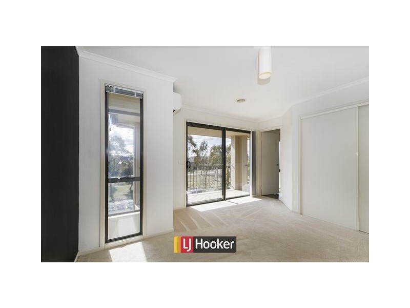302 Anthony Rolfe Avenue, Gungahlin ACT 2912